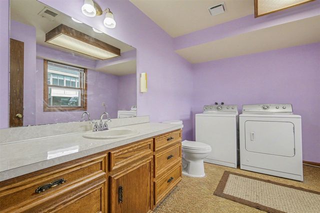 1853 Elizabeth Lane, Jenison, MI 49428