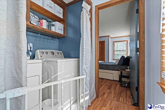 1442 E Siesta Dr, Florence, SC 29505