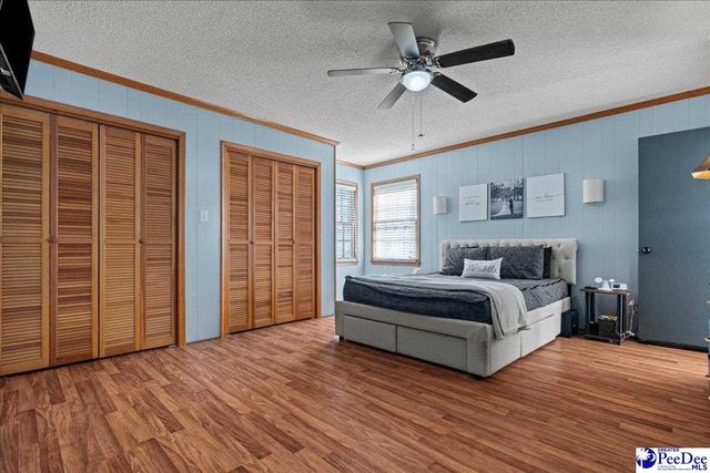 1442 E Siesta Dr, Florence, SC 29505