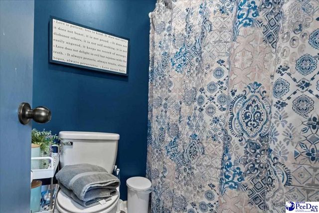 1442 E Siesta Dr, Florence, SC 29505