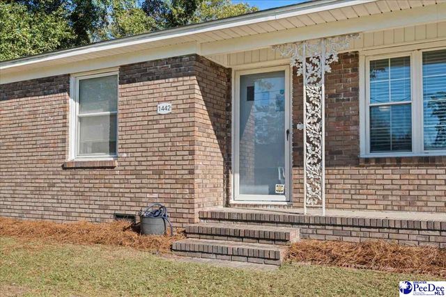 1442 E Siesta Dr, Florence, SC 29505