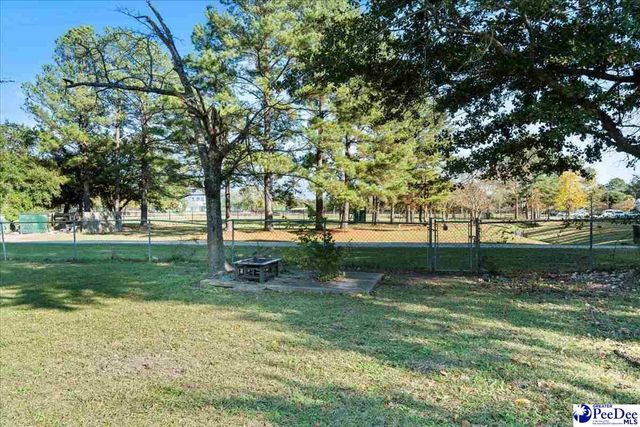 1442 E Siesta Dr, Florence, SC 29505