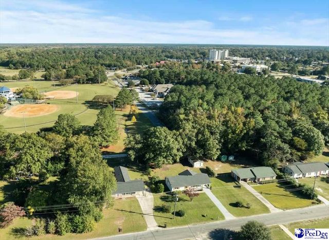 1442 E Siesta Dr, Florence, SC 29505