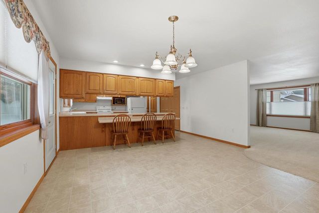 2130 JAMES COURT, Wisconsin Rapids, WI 54494