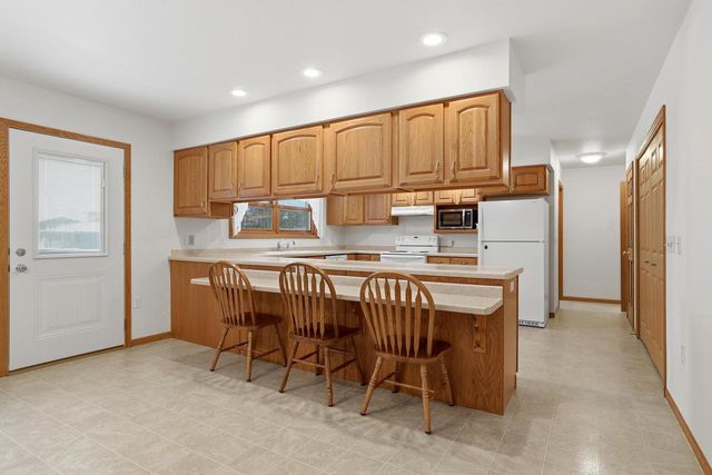 2130 JAMES COURT, Wisconsin Rapids, WI 54494