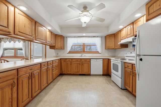 2130 JAMES COURT, Wisconsin Rapids, WI 54494