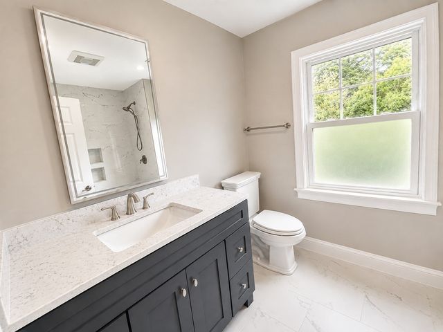 28 Bogle, Weston, MA 02493