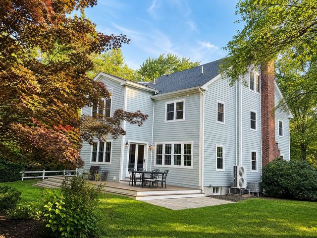 28 Bogle, Weston, MA 02493