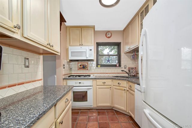 50 West Street C2A, Harrison, NY 10528