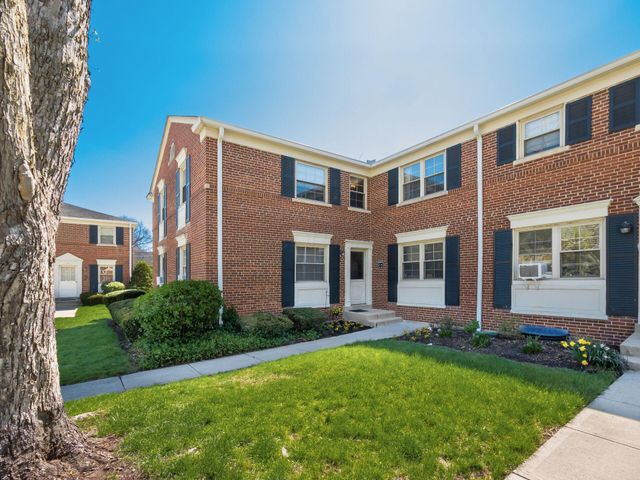 1775 Northwest Court, 105, Columbus, OH 43212
