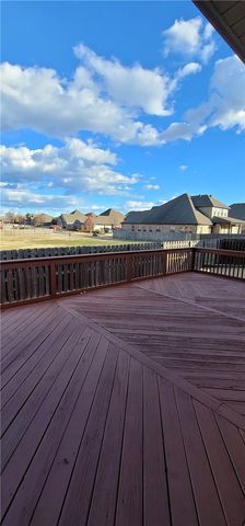 6423 Bridge Bay Drive, Rogers, AR 72758