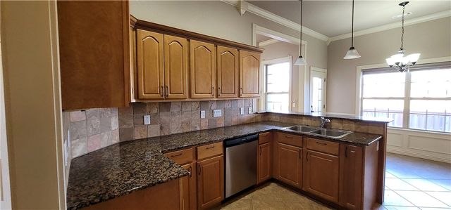 6423 Bridge Bay Drive, Rogers, AR 72758