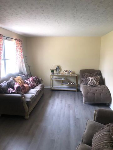 1810 waynebrook Drive, Middletown, OH 45044