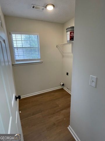 34 Canterbury Drive, Grantville, GA 30220