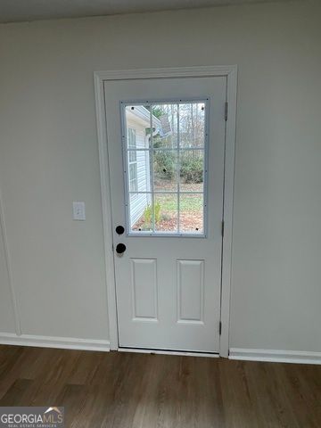 34 Canterbury Drive, Grantville, GA 30220