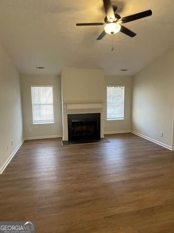 34 Canterbury Drive, Grantville, GA 30220