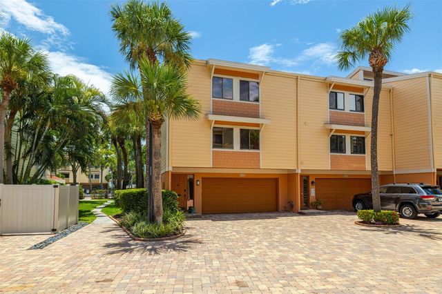 533 SANDY HOOK ROAD, Treasure Island, FL 33706