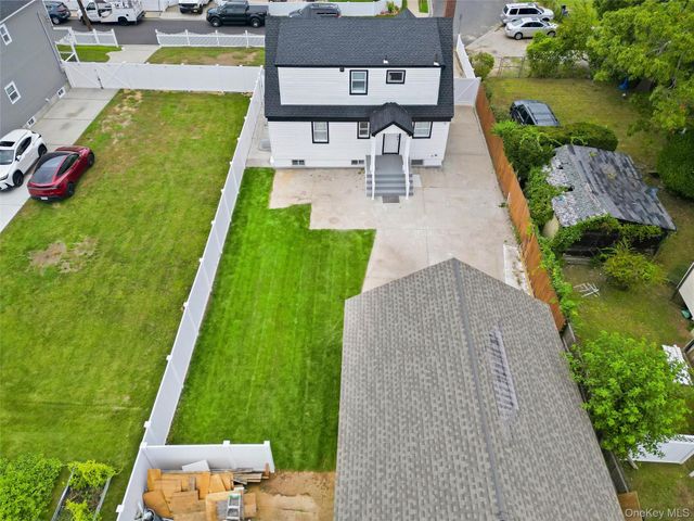 60 Mirin Avenue 1st Floor, Roosevelt, NY 11575