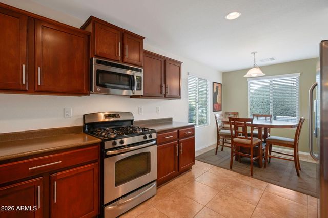 8033 W SONOMA Way, Florence, AZ 85132