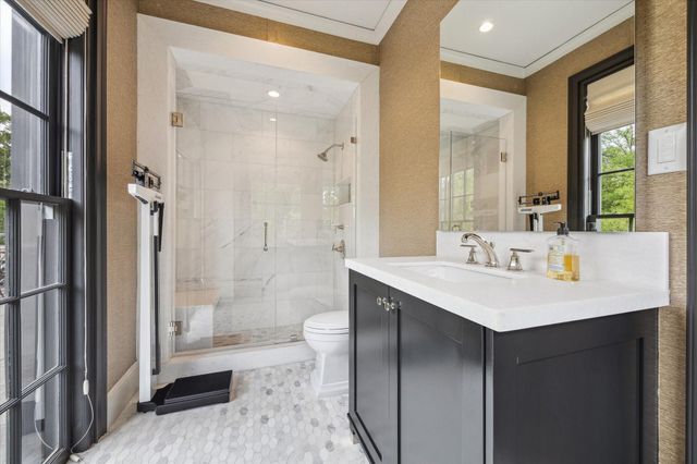 3 Remington Lane, Houston, TX 77005