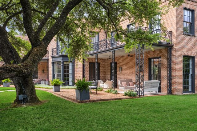 3 Remington Lane, Houston, TX 77005