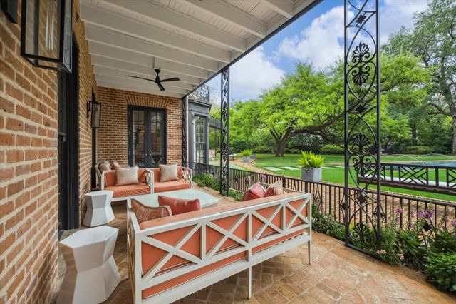 3 Remington Lane, Houston, TX 77005