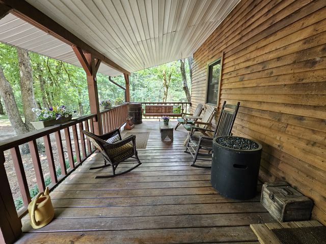 294 Lakeside Dr, Carthage, TN 37030