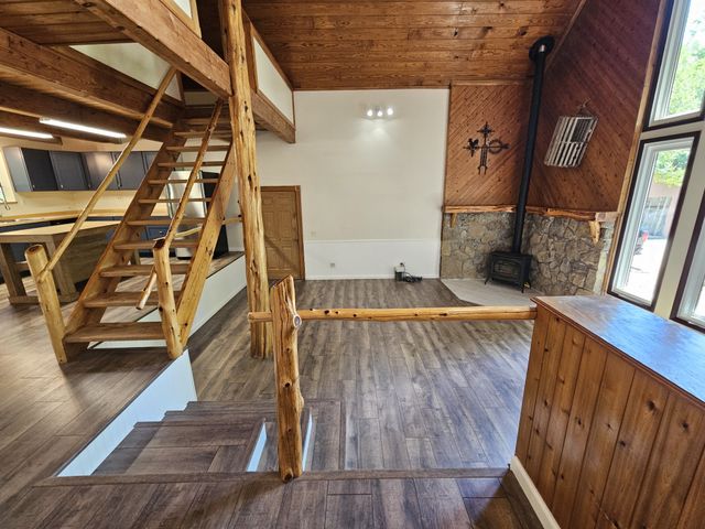 294 Lakeside Dr, Carthage, TN 37030