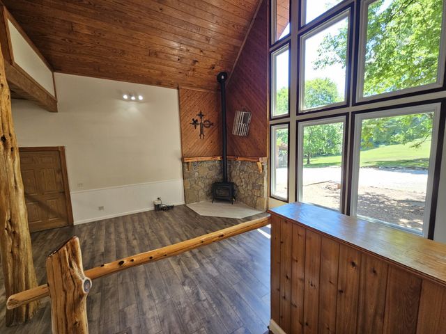 294 Lakeside Dr, Carthage, TN 37030