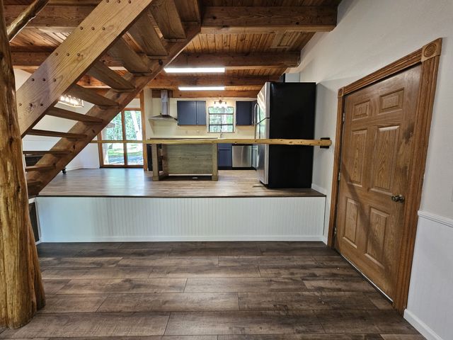 294 Lakeside Dr, Carthage, TN 37030