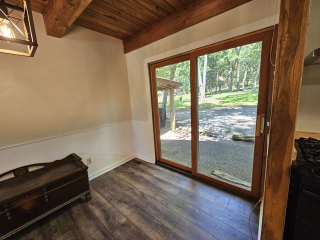 294 Lakeside Dr, Carthage, TN 37030