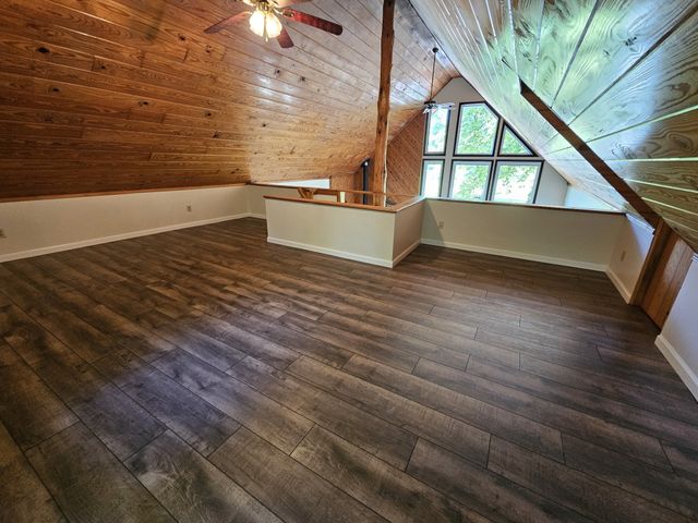 294 Lakeside Dr, Carthage, TN 37030