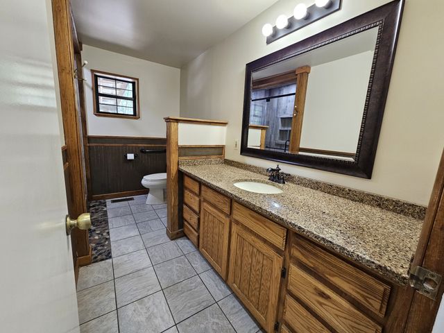 294 Lakeside Dr, Carthage, TN 37030