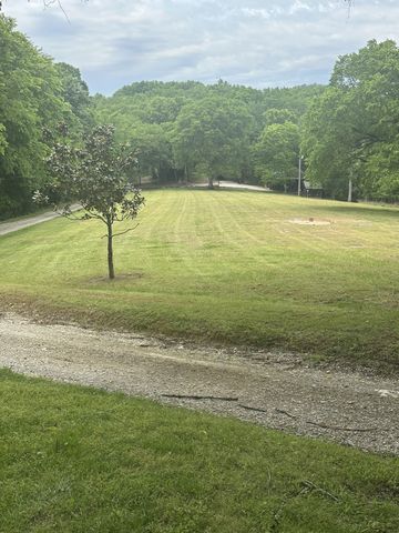 294 Lakeside Dr, Carthage, TN 37030