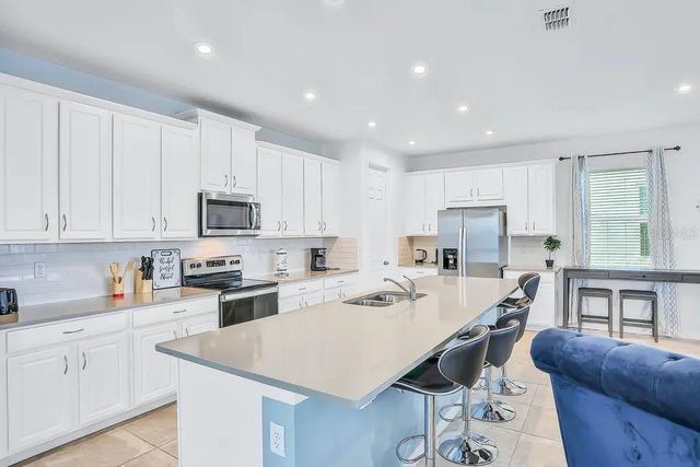 8906 CAROLINE BAY COURT, Kissimmee, FL 34747