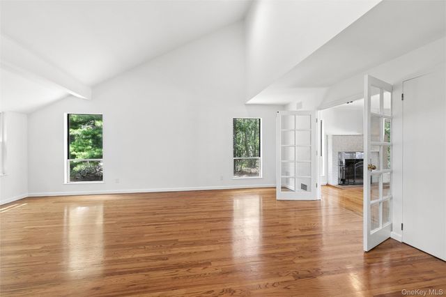 12 N Ridge Road, Setauket, NY 11733