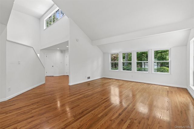 12 N Ridge Road, Setauket, NY 11733