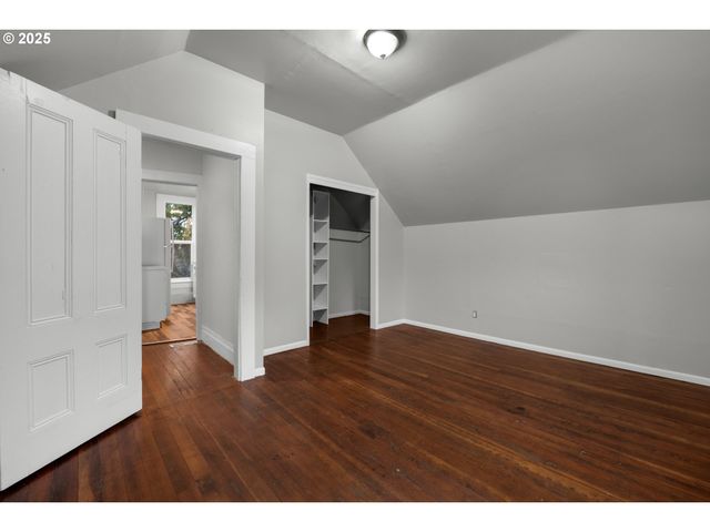 256 4TH St, Astoria, OR 97103