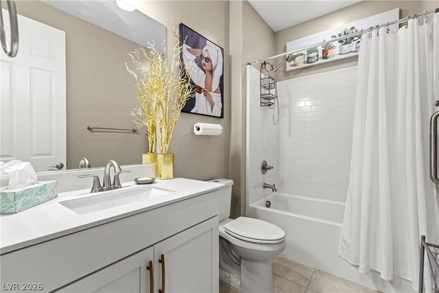 348 Cadence Vista Drive, Henderson, NV 89011