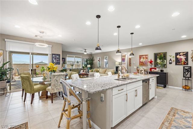 348 Cadence Vista Drive, Henderson, NV 89011