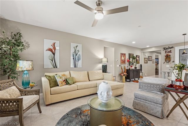 348 Cadence Vista Drive, Henderson, NV 89011