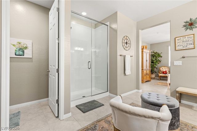 348 Cadence Vista Drive, Henderson, NV 89011