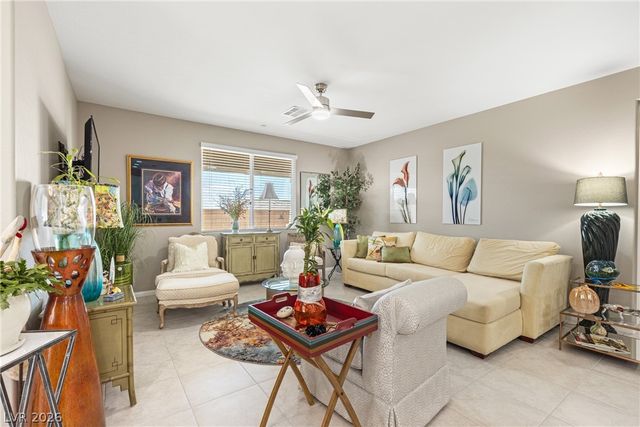 348 Cadence Vista Drive, Henderson, NV 89011