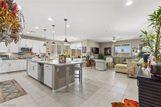 348 Cadence Vista Drive, Henderson, NV 89011