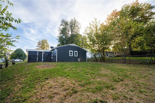 4509 Cheyenne Road, St Joseph, MO 64503