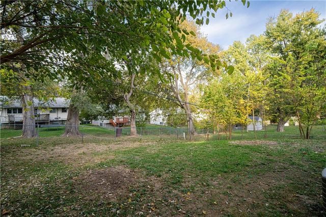 4509 Cheyenne Road, St Joseph, MO 64503