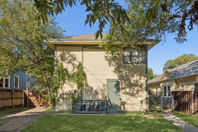 210 S Rosemont Avenue, Dallas, TX 75208