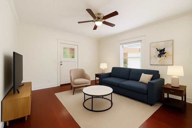 210 S Rosemont Avenue, Dallas, TX 75208