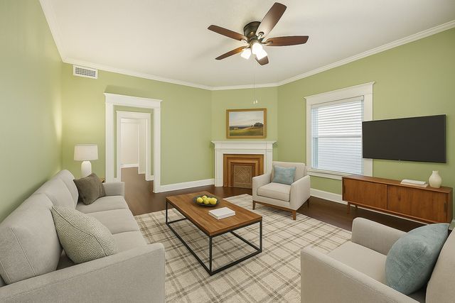 210 S Rosemont Avenue, Dallas, TX 75208