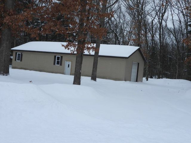7861 N Bass Lake Road, Elk Twp, MI 49644